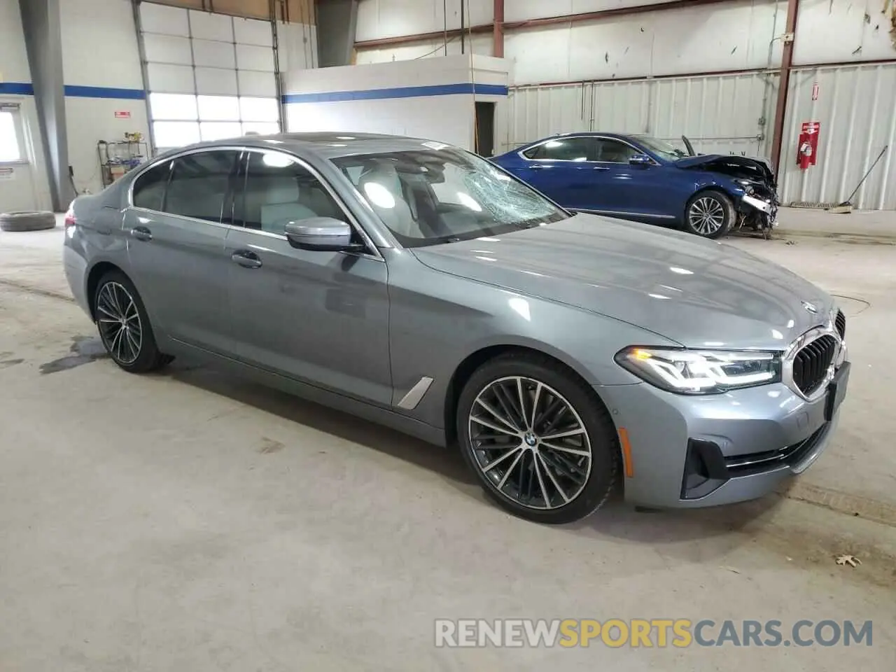 4 fotografías del automóvil dañado WBA73BJ00MCF27699 BMW 5 SERIES 2021