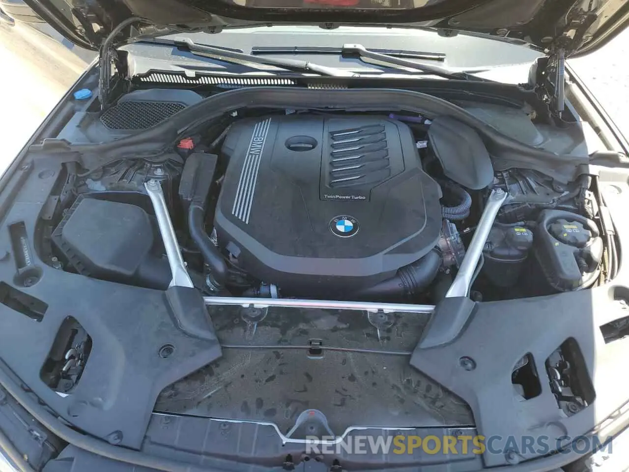 11 fotografías del automóvil dañado WBA73BJ03MWW90293 BMW 5 SERIES 2021