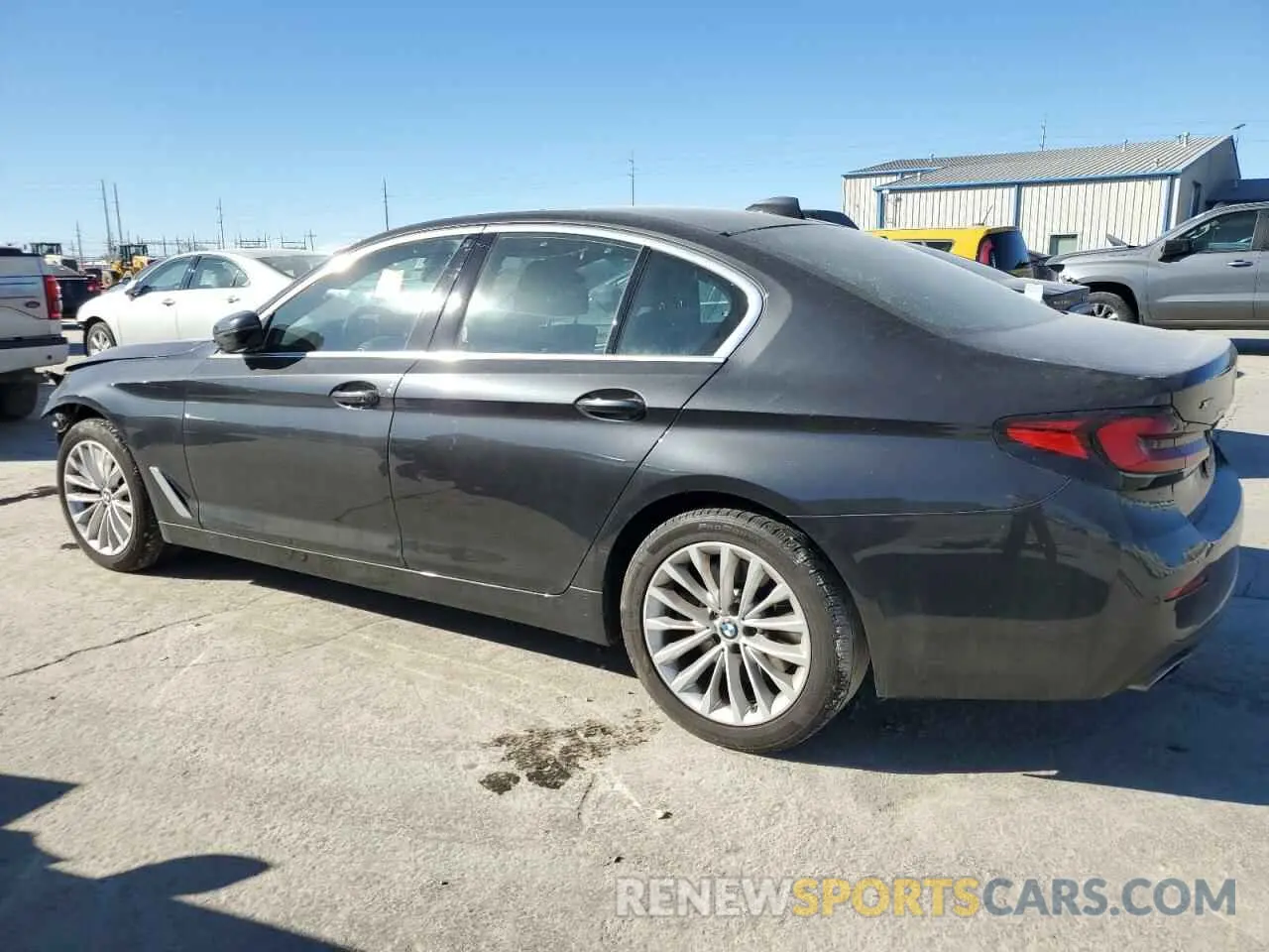 2 fotografías del automóvil dañado WBA73BJ07MCF04162 BMW 5 SERIES 2021
