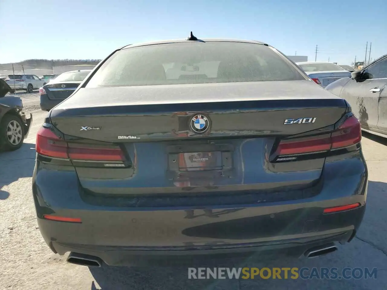 6 fotografías del automóvil dañado WBA73BJ07MCF04162 BMW 5 SERIES 2021