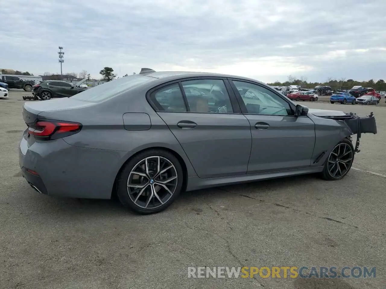 3 fotografías del automóvil dañado WBA73BJ07MCF82442 BMW 5 SERIES 2021