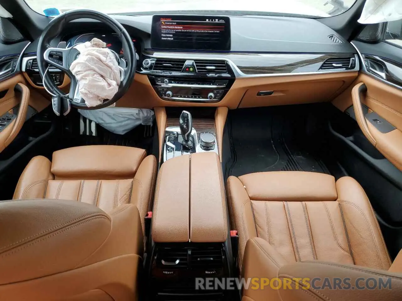 8 fotografías del automóvil dañado WBA73BJ07MCF82442 BMW 5 SERIES 2021