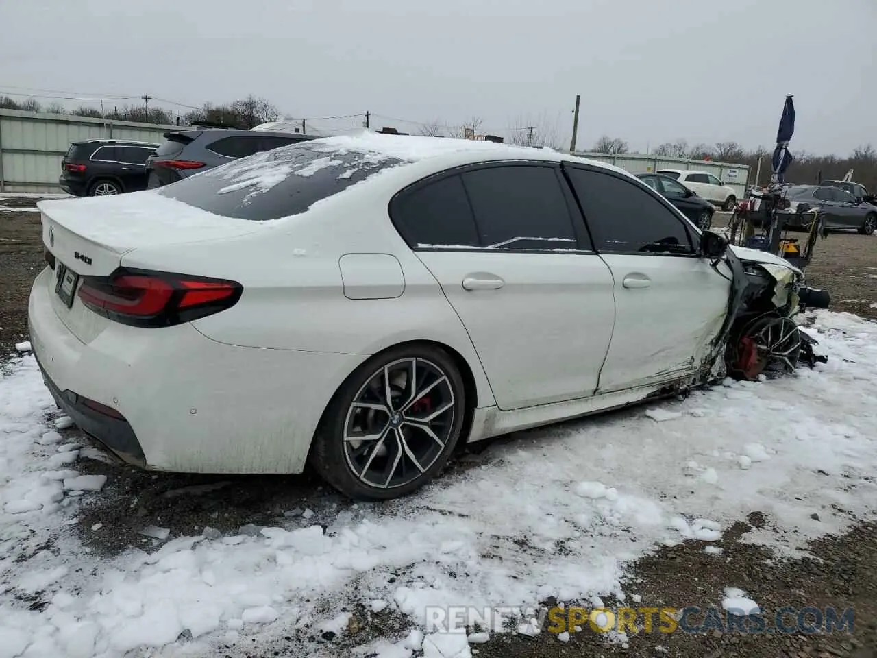 3 fotografías del automóvil dañado WBA73BJ08MWX37611 BMW 5 SERIES 2021