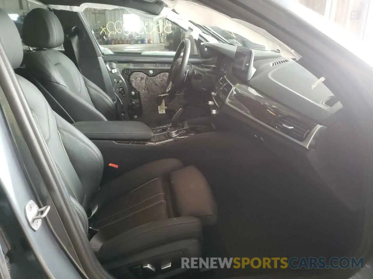 5 fotografías del automóvil dañado WBA73BJ09MCF43223 BMW 5 SERIES 2021