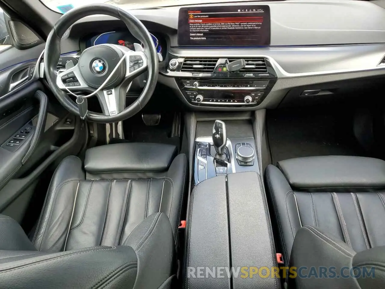 8 fotografías del automóvil dañado WBA73BJ09MCF83530 BMW 5 SERIES 2021