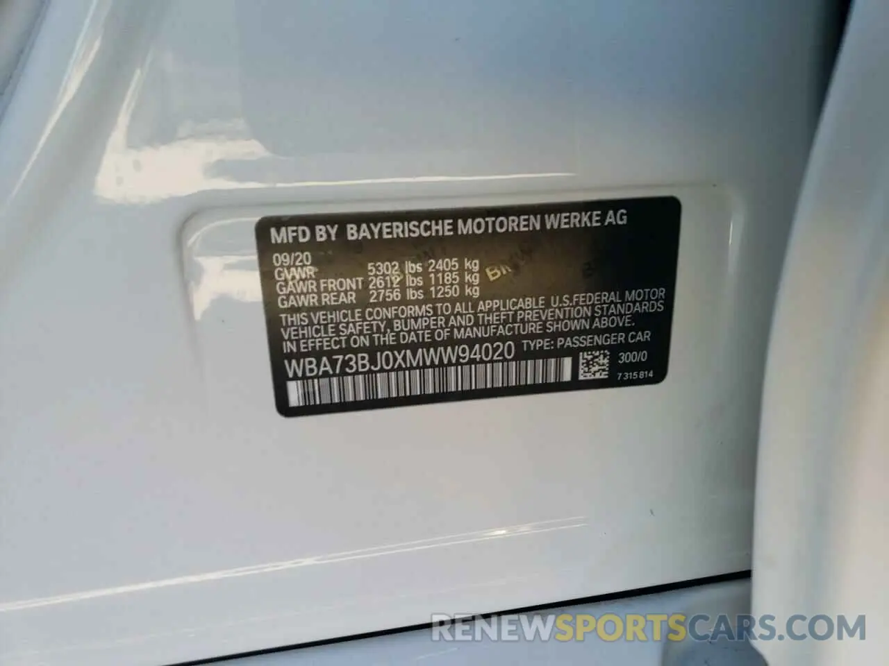 10 fotografías del automóvil dañado WBA73BJ0XMWW94020 BMW 5 SERIES 2021