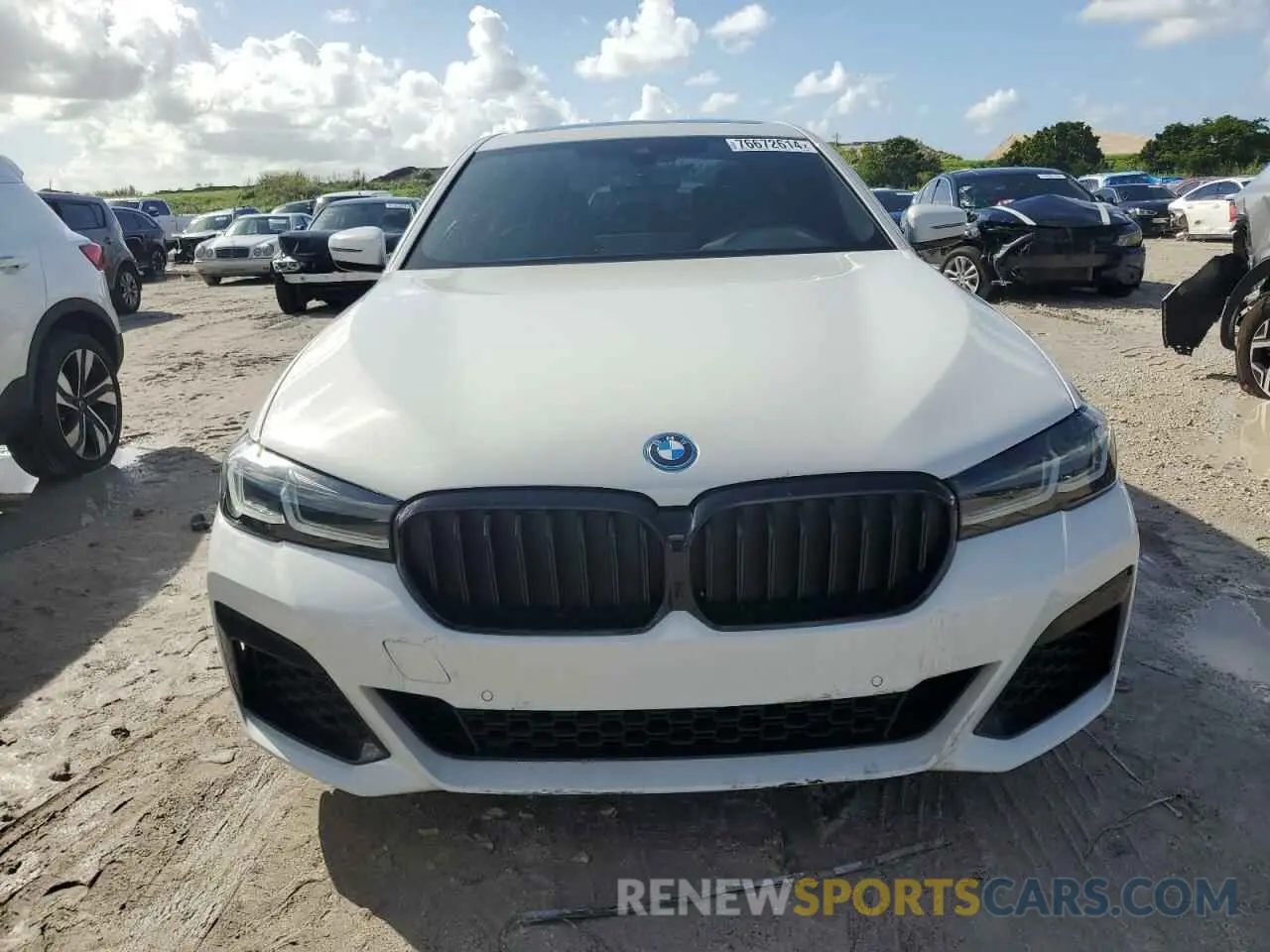 5 fotografías del automóvil dañado WBA13AG03NCK29539 BMW 5 SERIES 2022