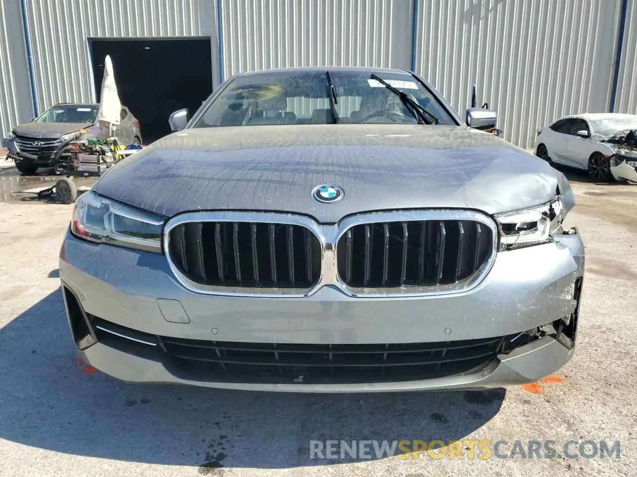 5 fotografías del automóvil dañado WBA13AG09NCH72025 BMW 5 SERIES 2022