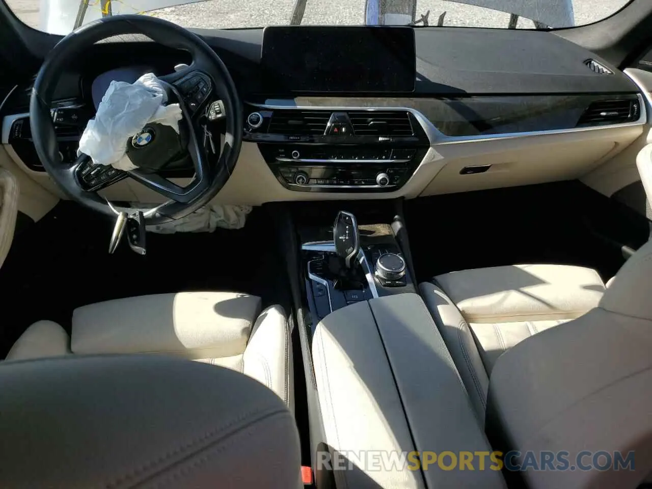 8 fotografías del automóvil dañado WBA13AG09NCH72025 BMW 5 SERIES 2022