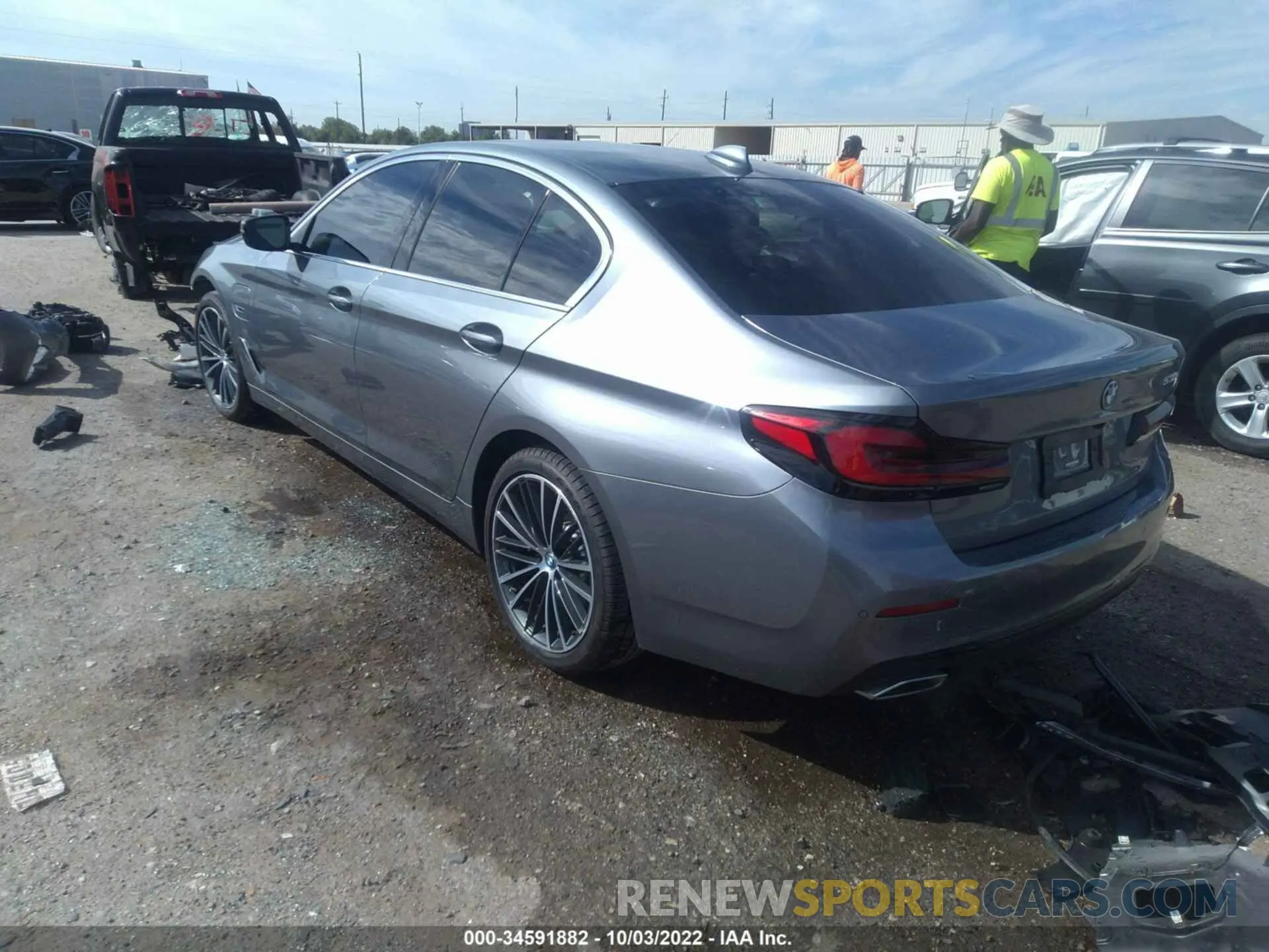 3 fotografías del automóvil dañado WBA13AG0XNCK18778 BMW 5 SERIES 2022