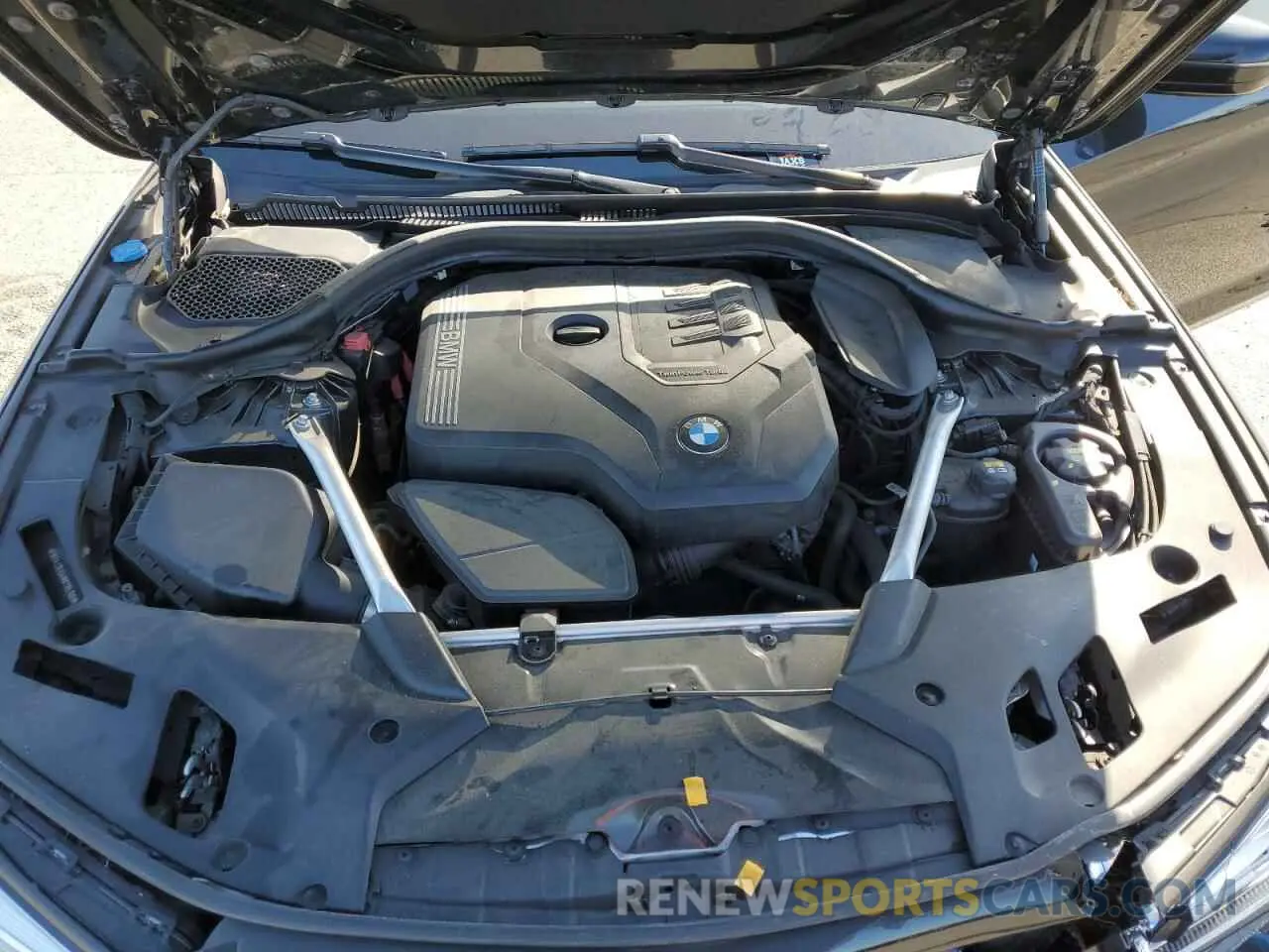11 fotografías del automóvil dañado WBA13BJ04NWX65199 BMW 5 SERIES 2022