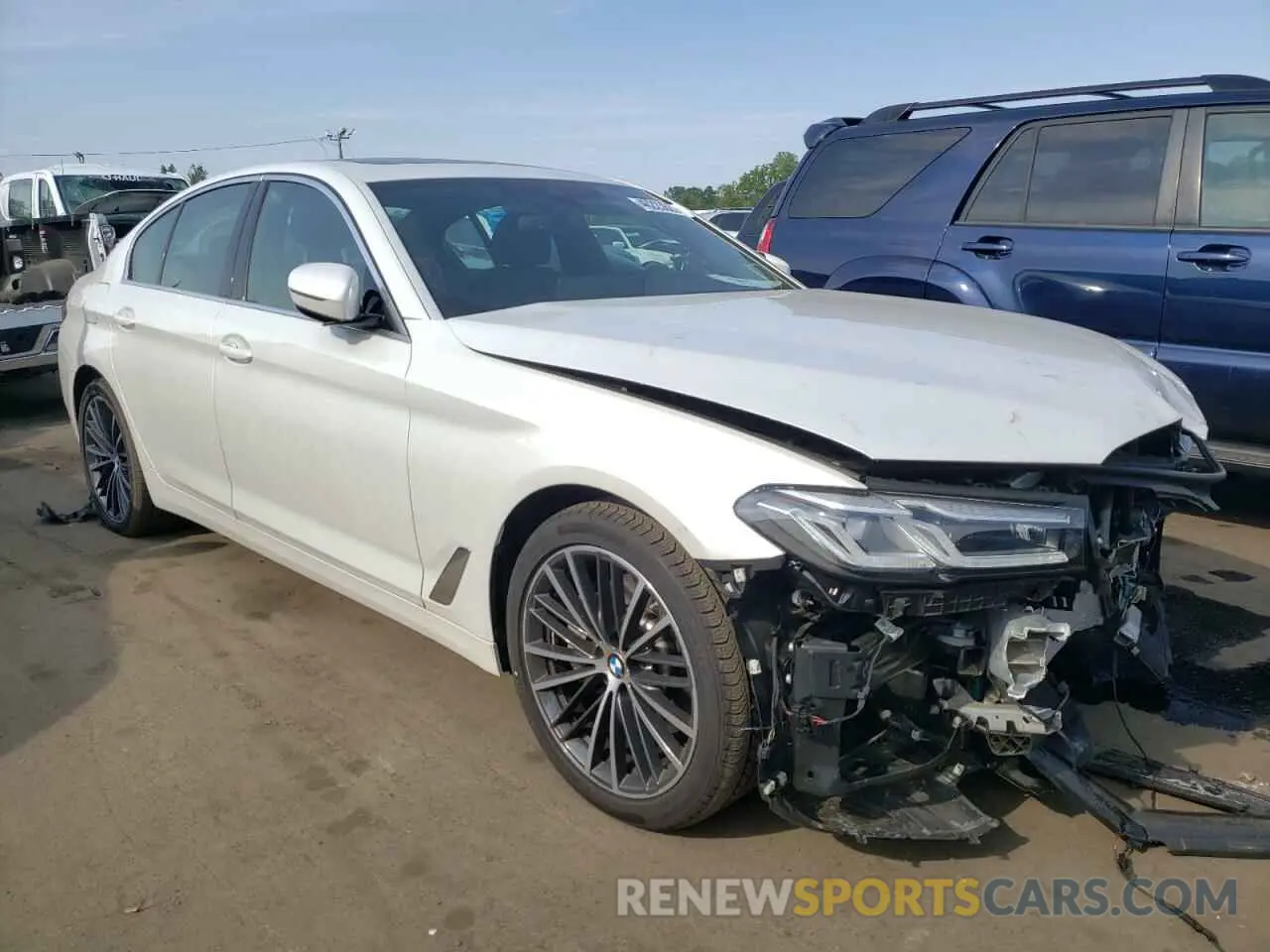 1 fotografías del automóvil dañado WBA13BJ06NWX58545 BMW 5 SERIES 2022