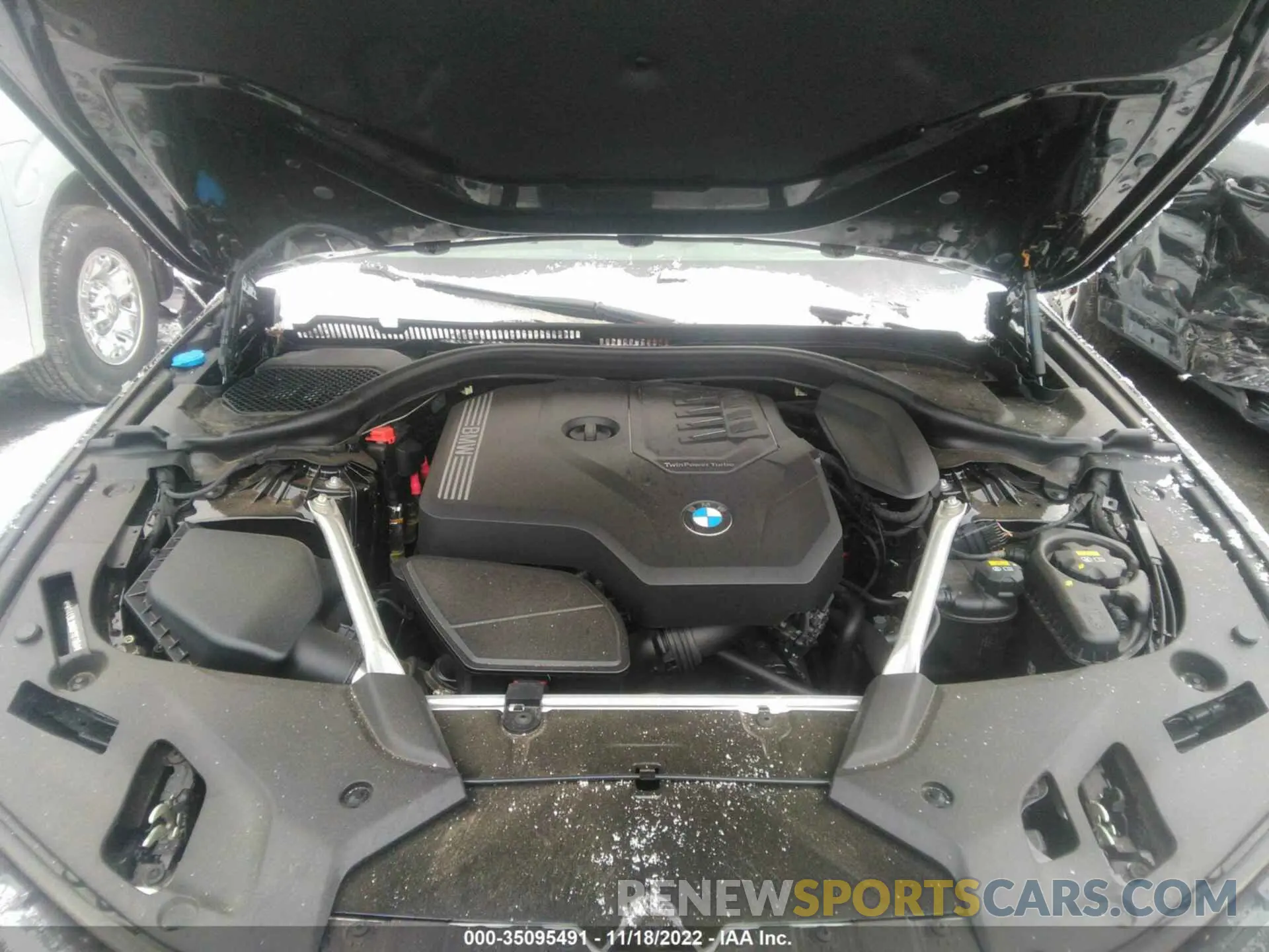 10 fotografías del automóvil dañado WBA13BJ06NWX67956 BMW 5 SERIES 2022