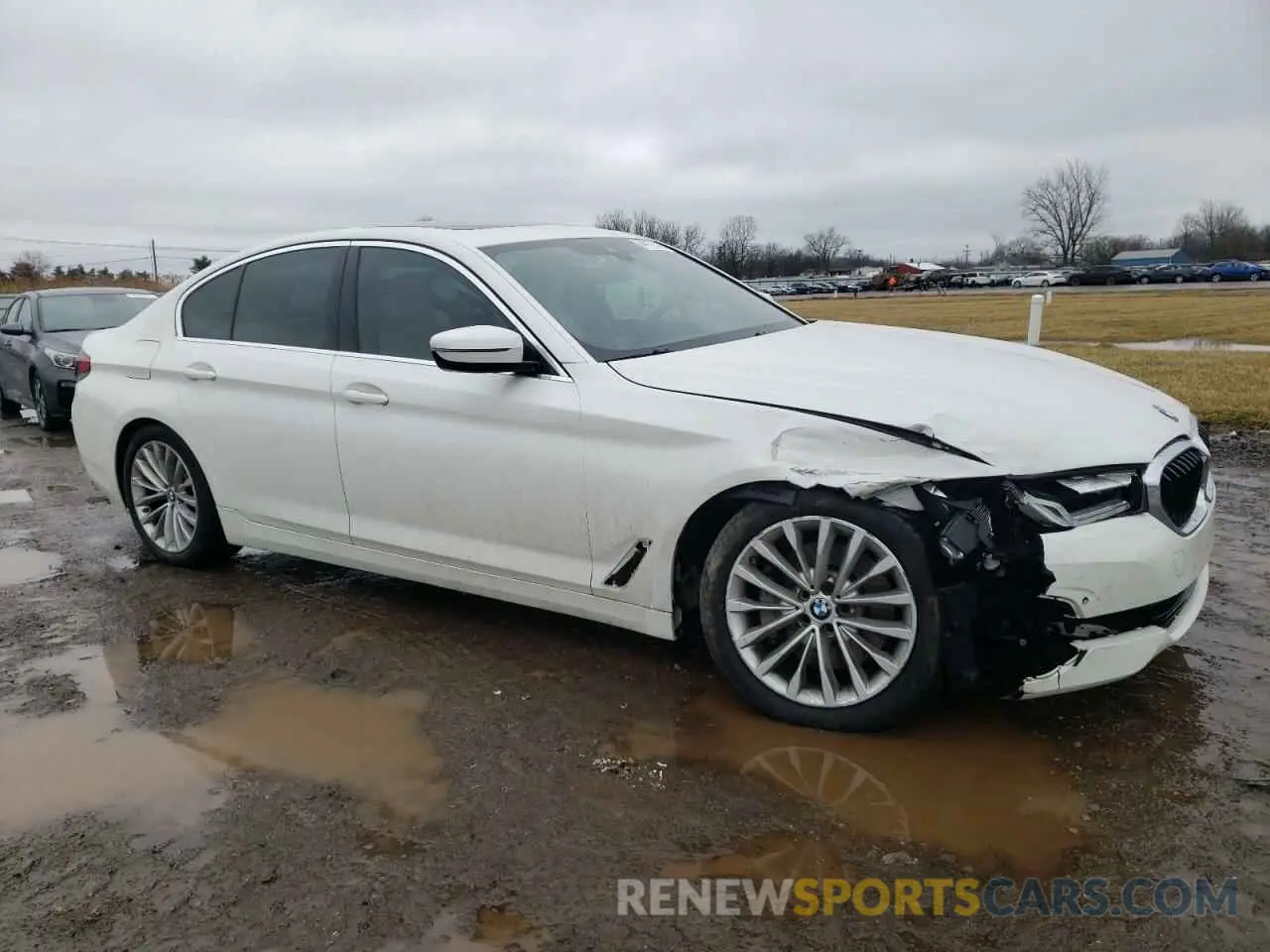 4 fotografías del automóvil dañado WBA13BJ07NCH68277 BMW 5 SERIES 2022