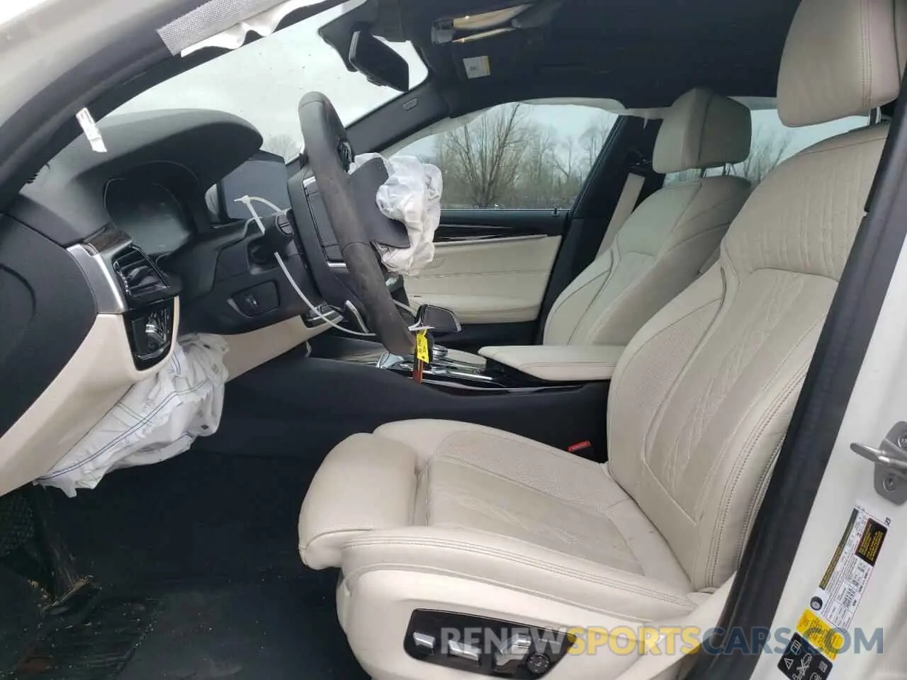 7 fotografías del automóvil dañado WBA13BJ07NCH68277 BMW 5 SERIES 2022