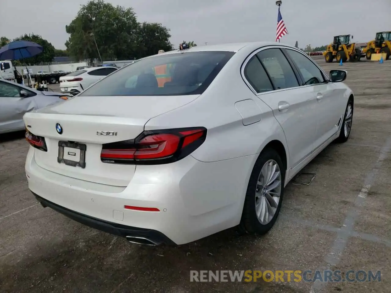 4 fotografías del automóvil dañado WBA13BJ07NCJ00119 BMW 5 SERIES 2022