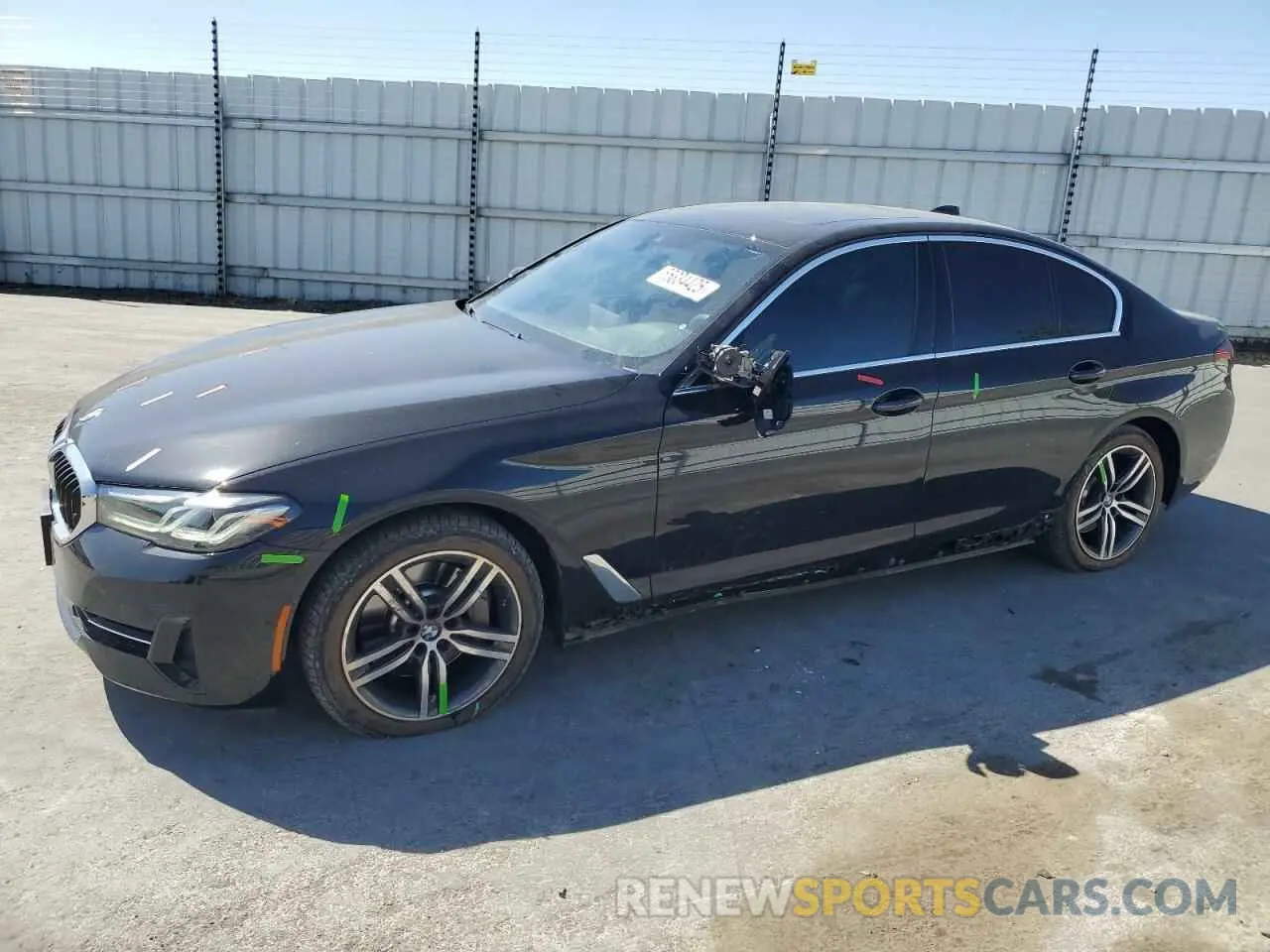 1 fotografías del automóvil dañado WBA13BJ09NCL02671 BMW 5 SERIES 2022