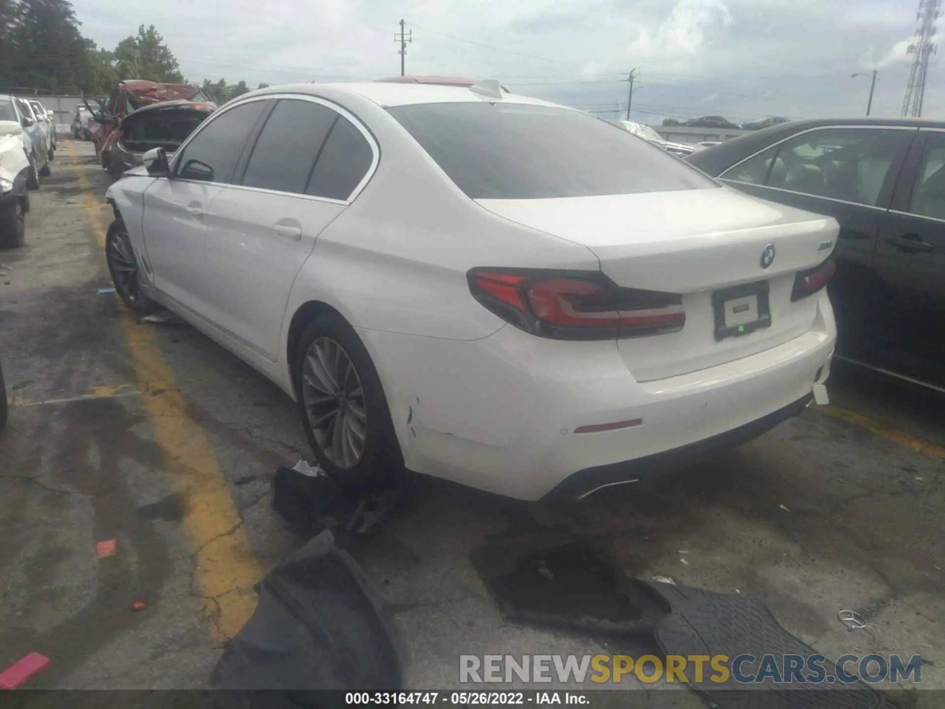 3 fotografías del automóvil dañado WBA53BH01NWX39747 BMW 5 SERIES 2022