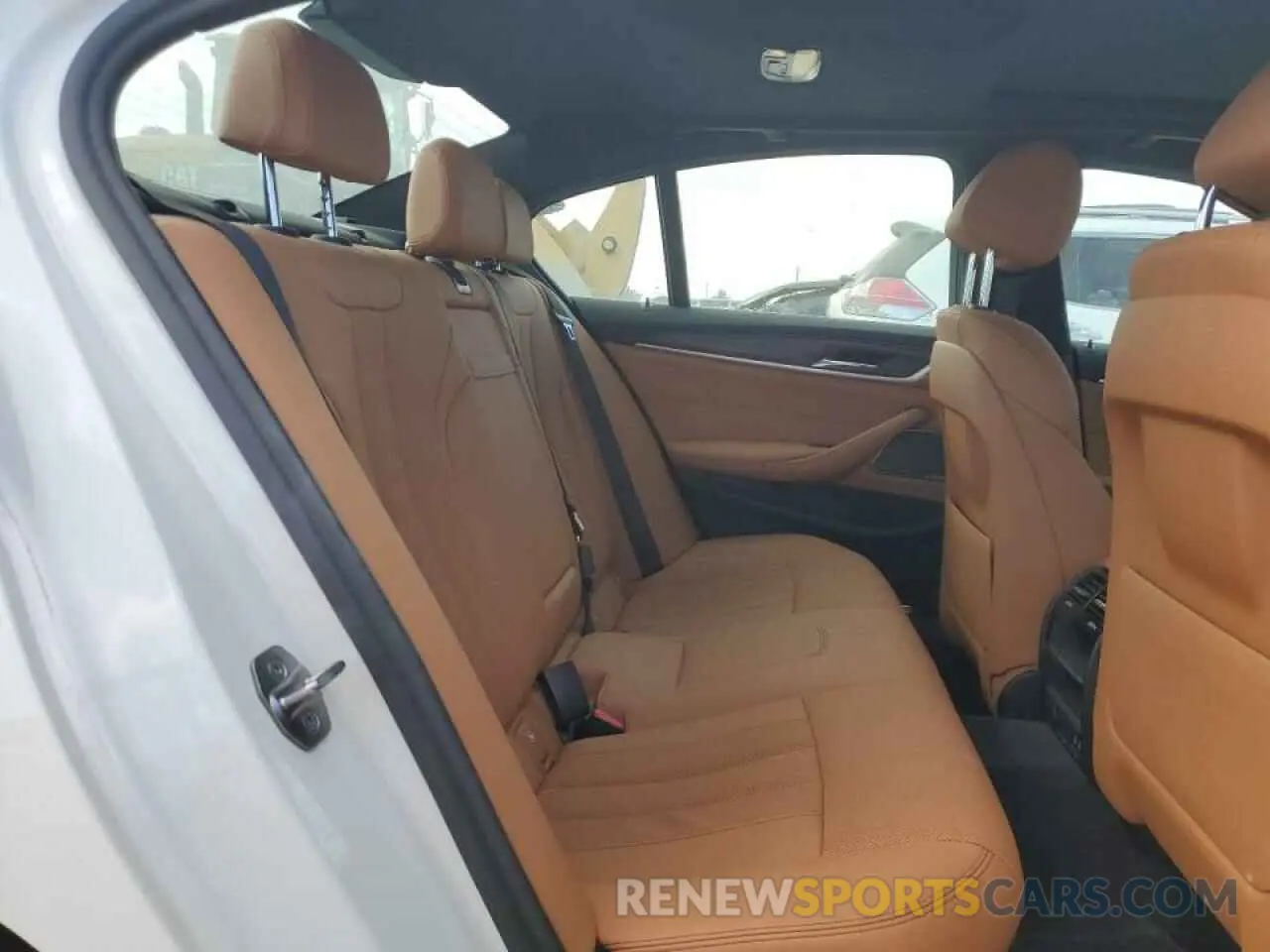 10 fotografías del automóvil dañado WBA53BH02NWX83515 BMW 5 SERIES 2022