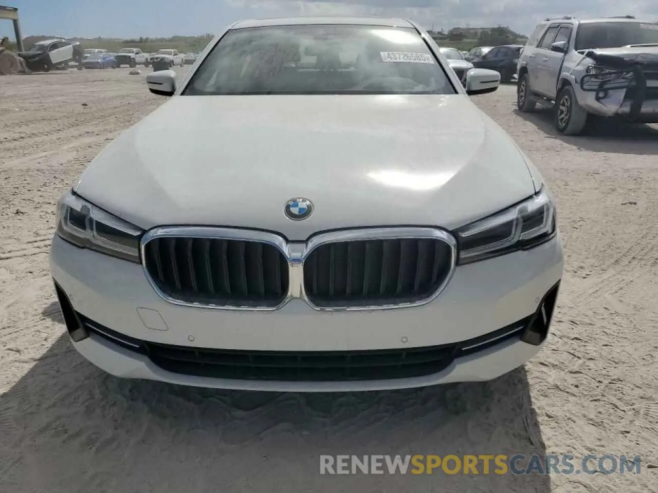 5 fotografías del automóvil dañado WBA53BH02NWX83515 BMW 5 SERIES 2022