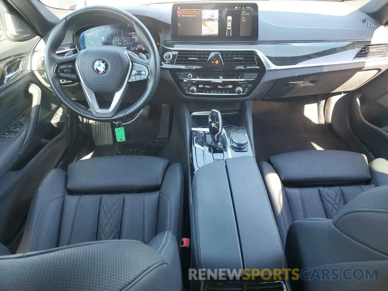 8 fotografías del automóvil dañado WBA53BH06NWX58262 BMW 5 SERIES 2022
