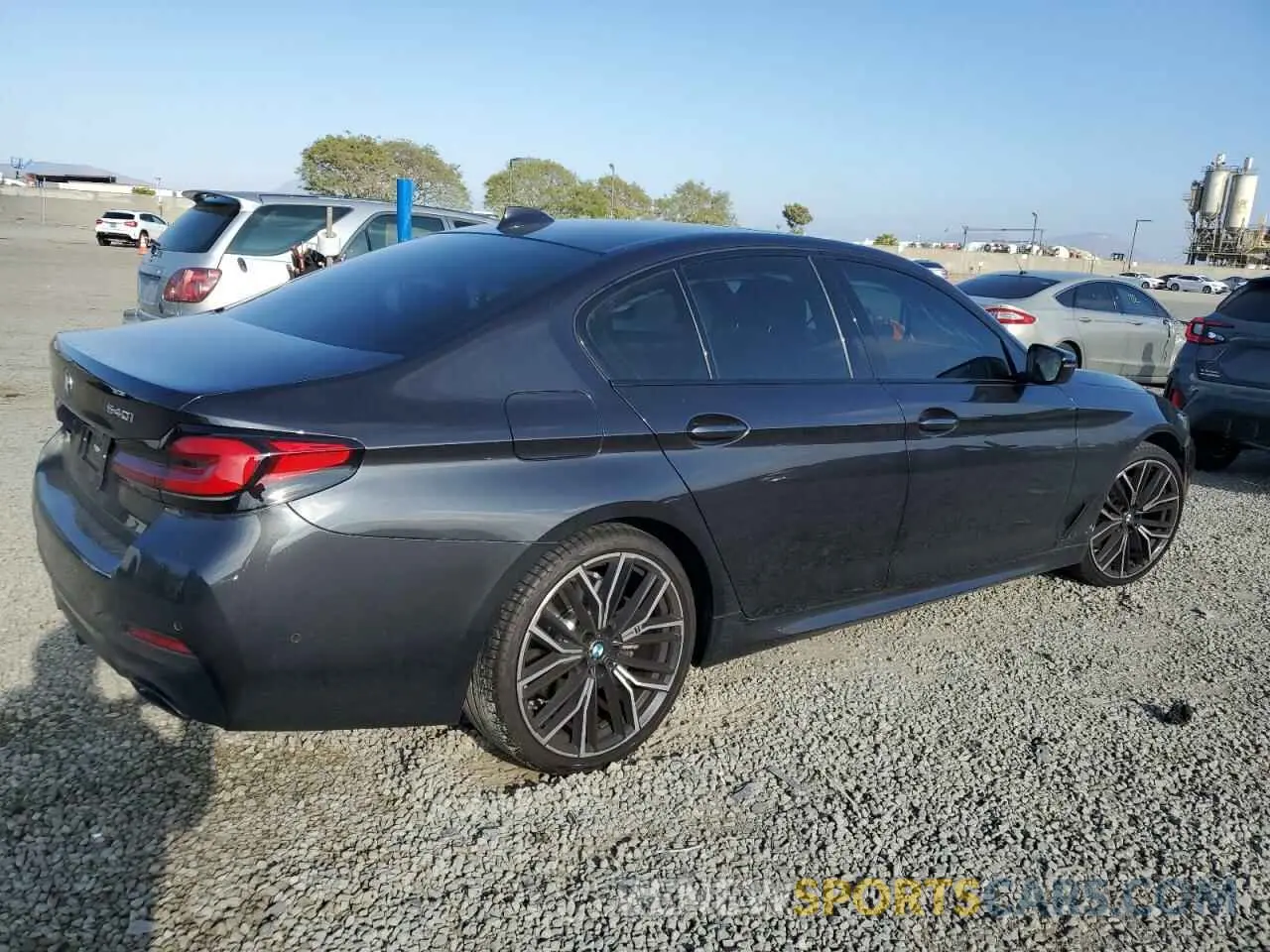 3 fotografías del automóvil dañado WBA53BJ01NWX52749 BMW 5 SERIES 2022
