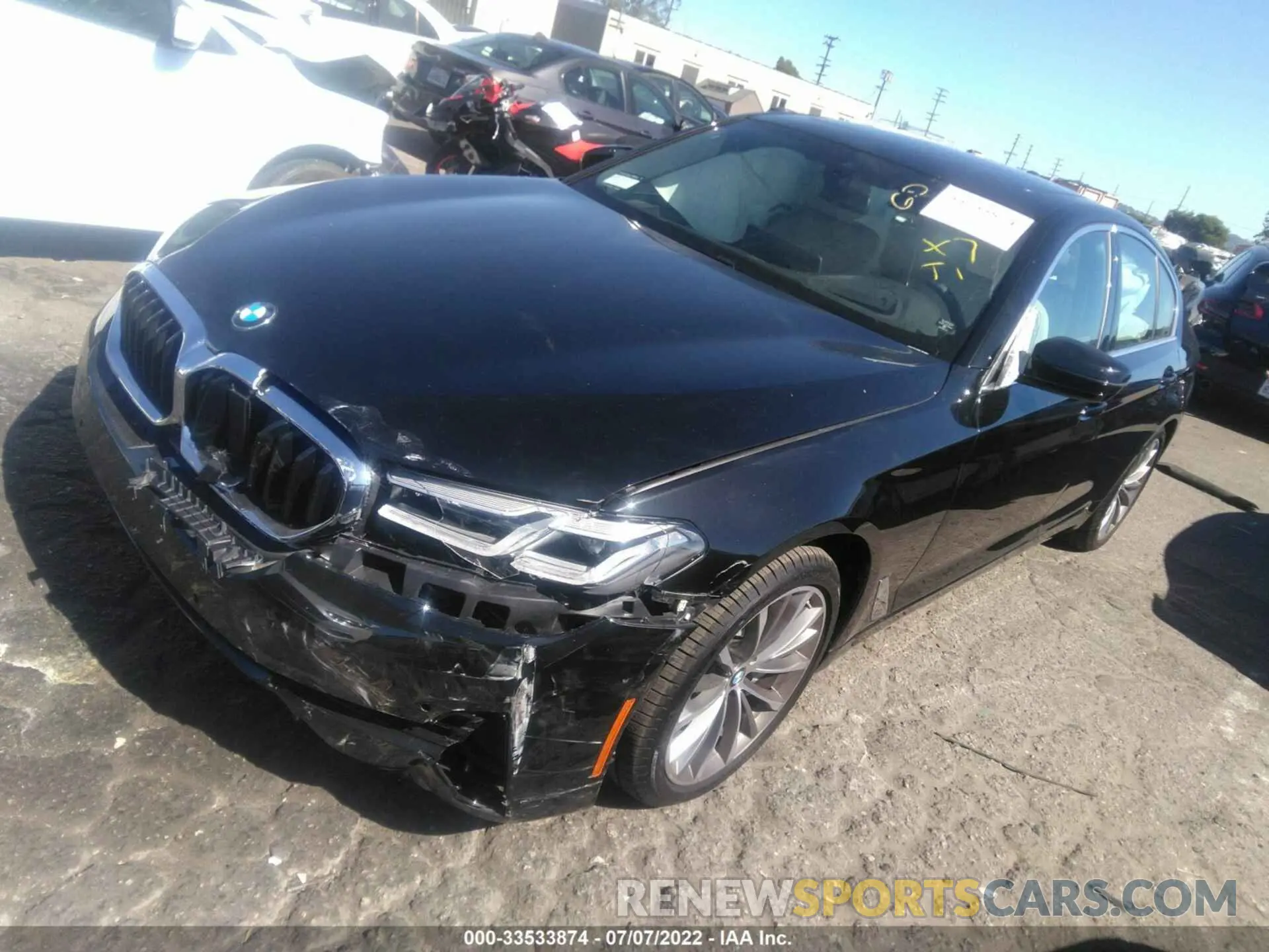 2 fotografías del automóvil dañado WBA53BJ02NCJ91690 BMW 5 SERIES 2022