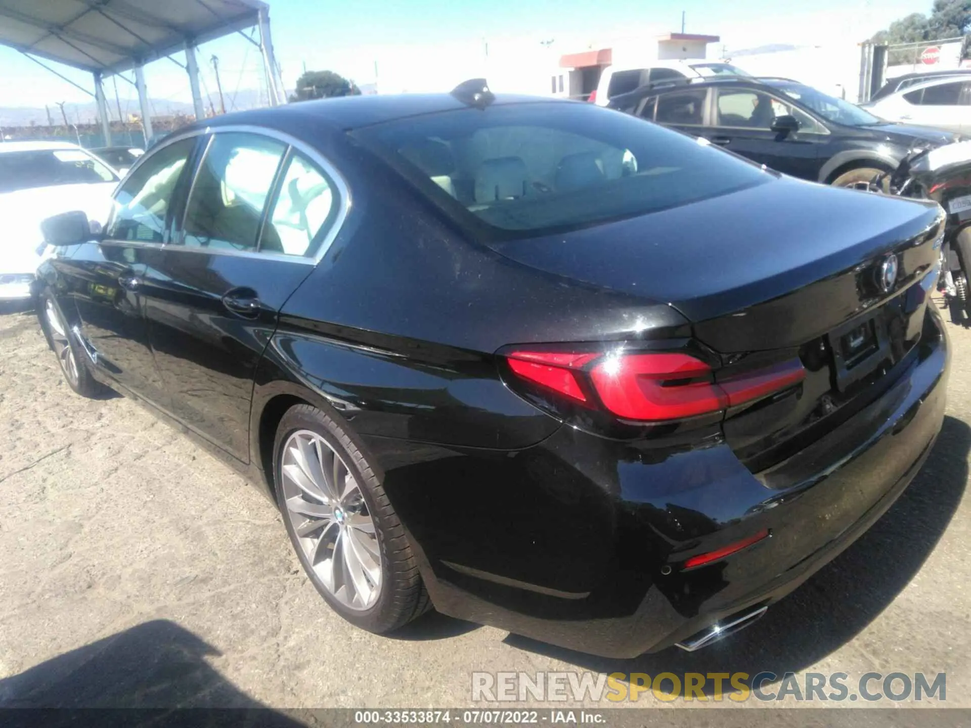3 fotografías del automóvil dañado WBA53BJ02NCJ91690 BMW 5 SERIES 2022