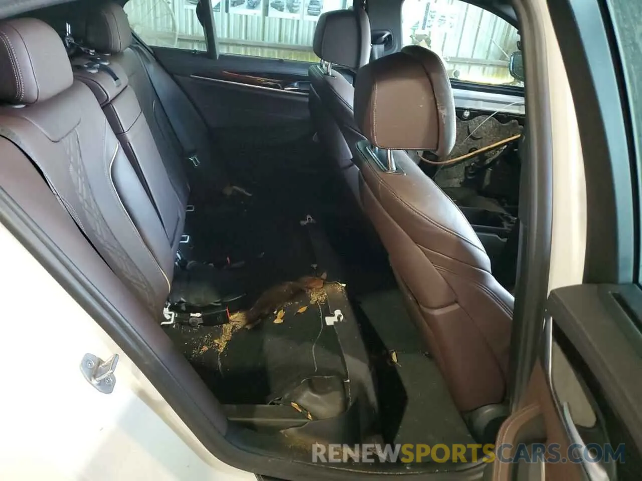 10 fotografías del automóvil dañado WBA53BJ05NWX79517 BMW 5 SERIES 2022