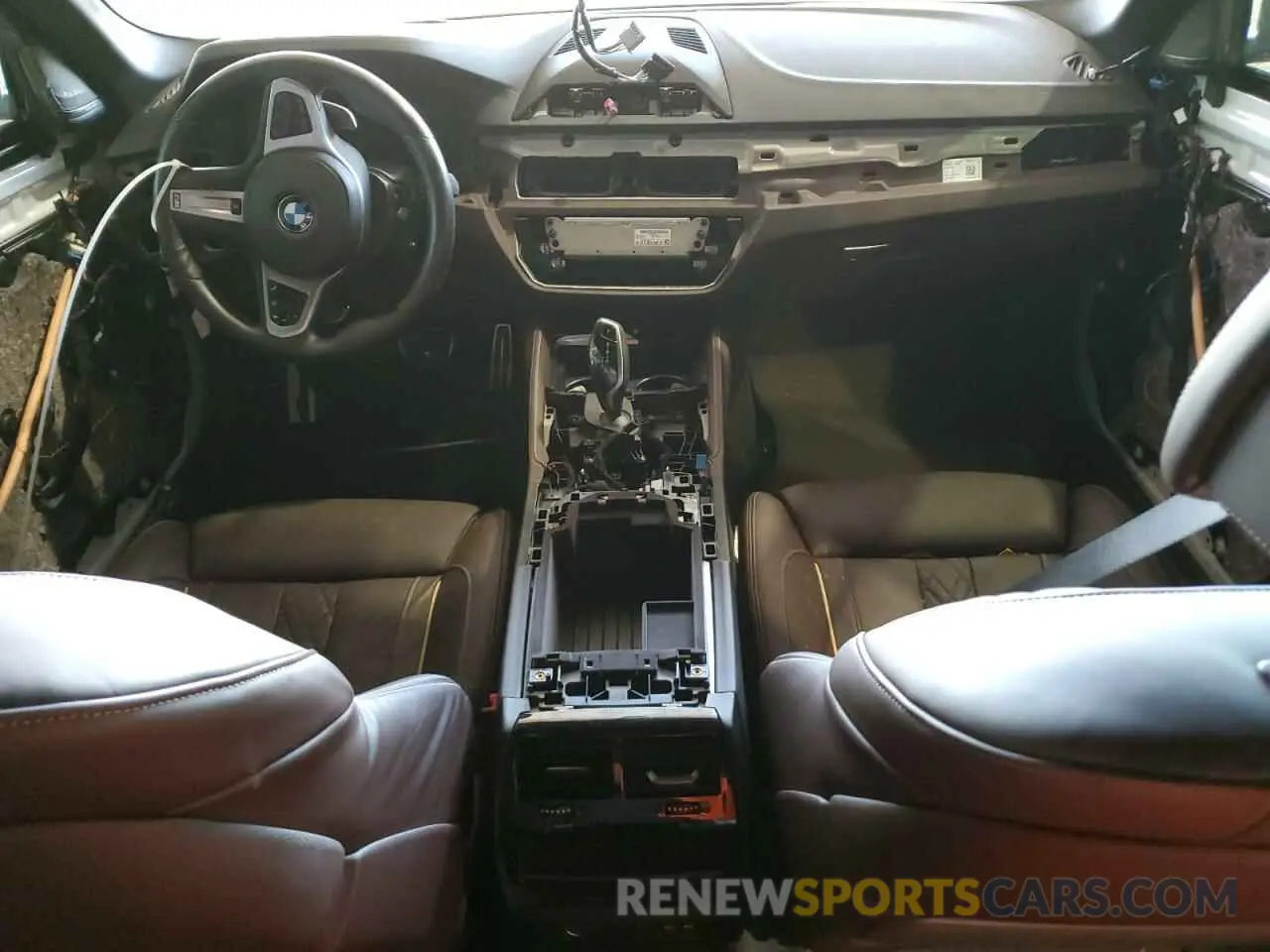8 fotografías del automóvil dañado WBA53BJ05NWX79517 BMW 5 SERIES 2022