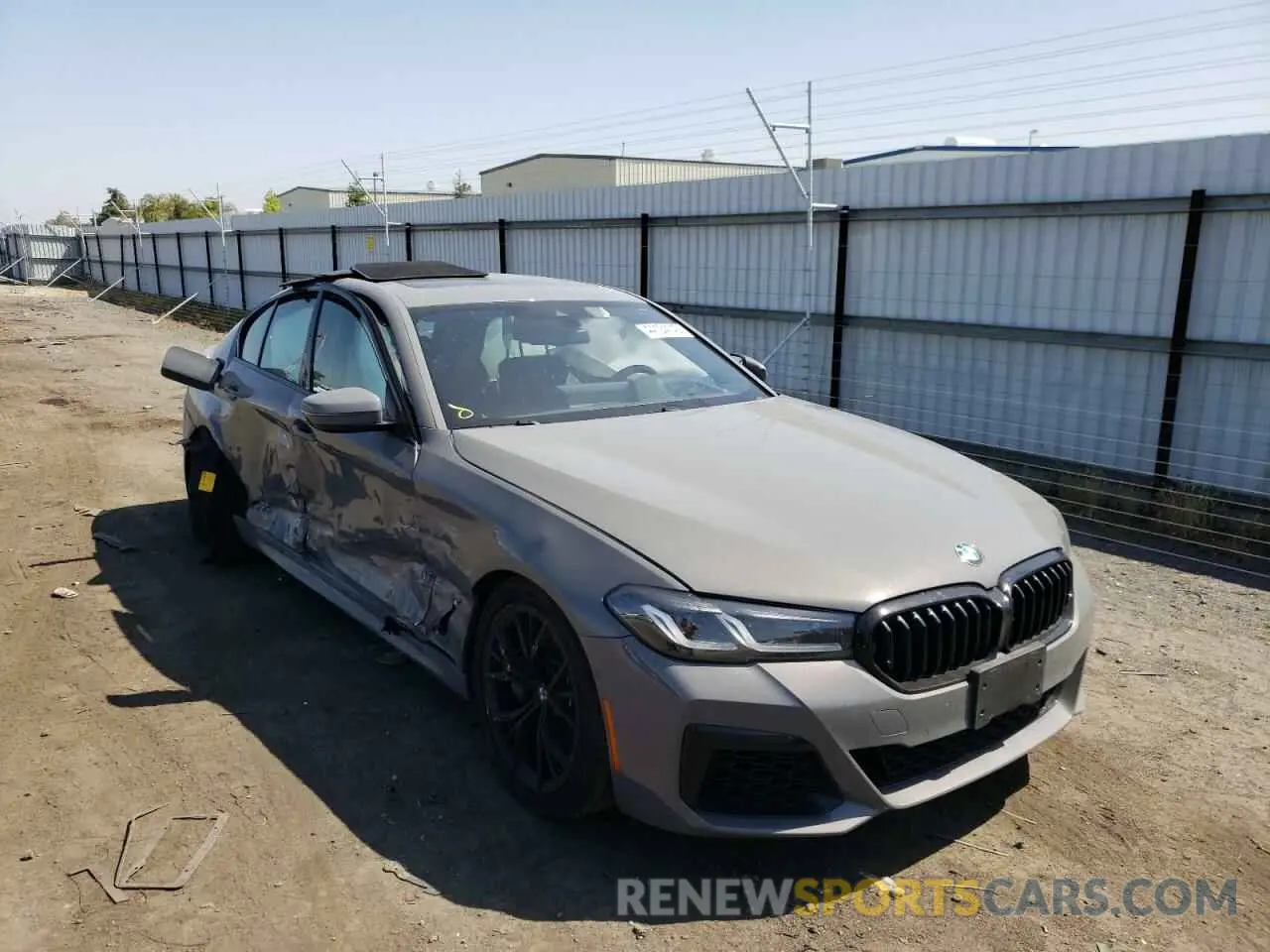 1 fotografías del automóvil dañado WBA53BJ06NWX46946 BMW 5 SERIES 2022