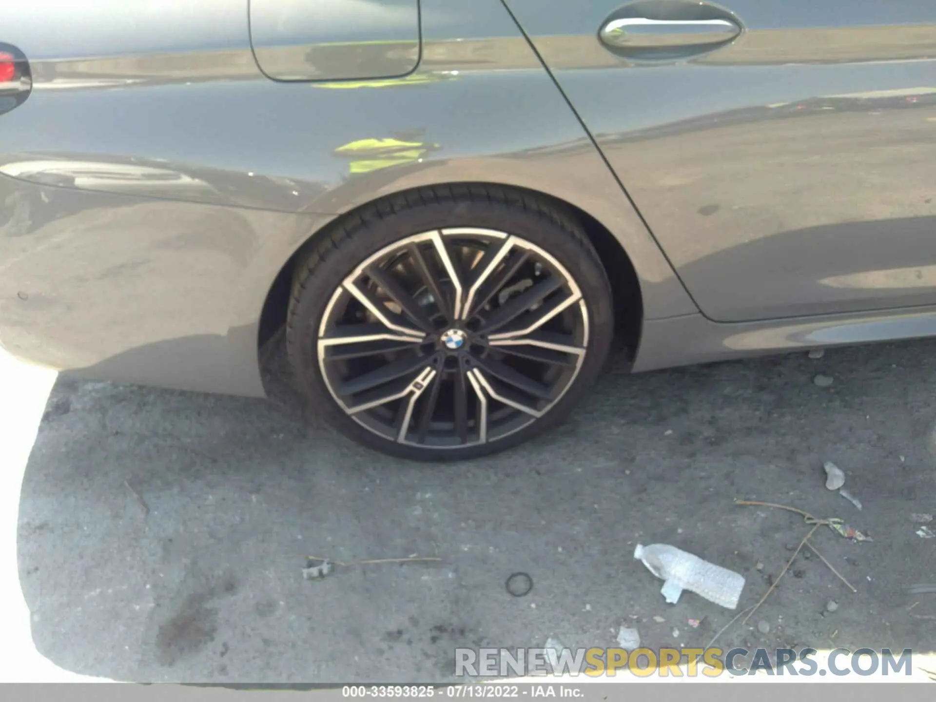 15 fotografías del automóvil dañado WBA53BJ09NCJ58895 BMW 5 SERIES 2022