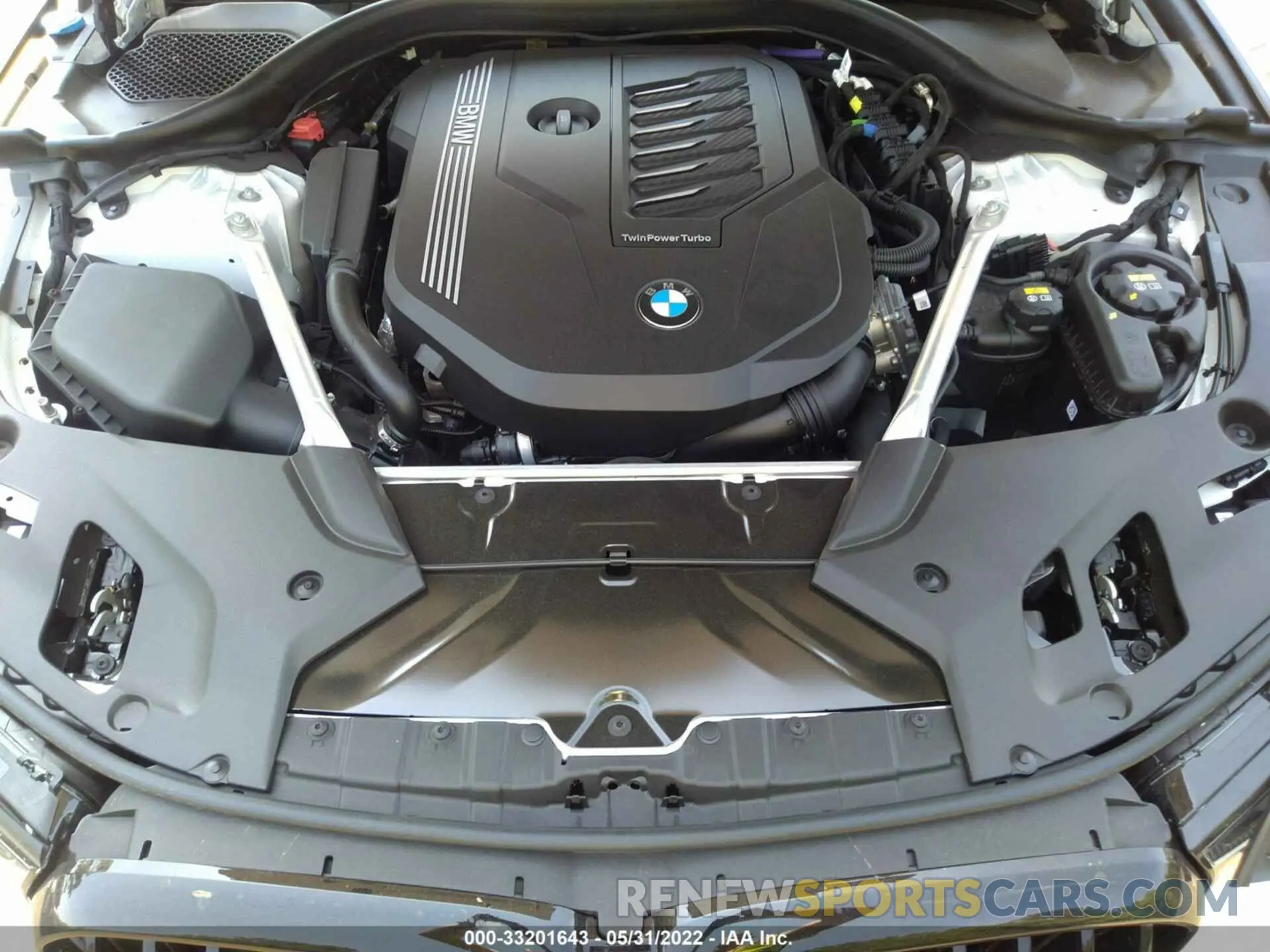 10 fotografías del automóvil dañado WBA73BJ02NWX55667 BMW 5 SERIES 2022