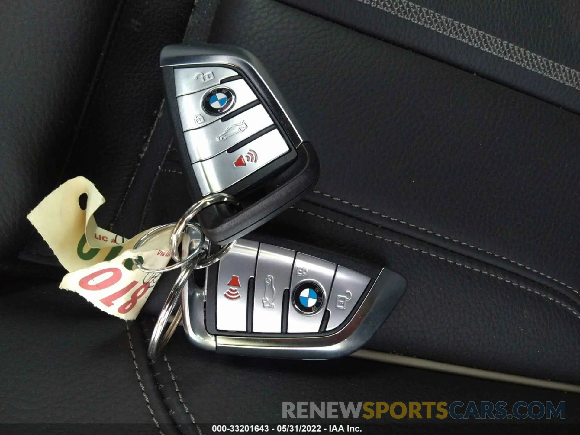 11 fotografías del automóvil dañado WBA73BJ02NWX55667 BMW 5 SERIES 2022