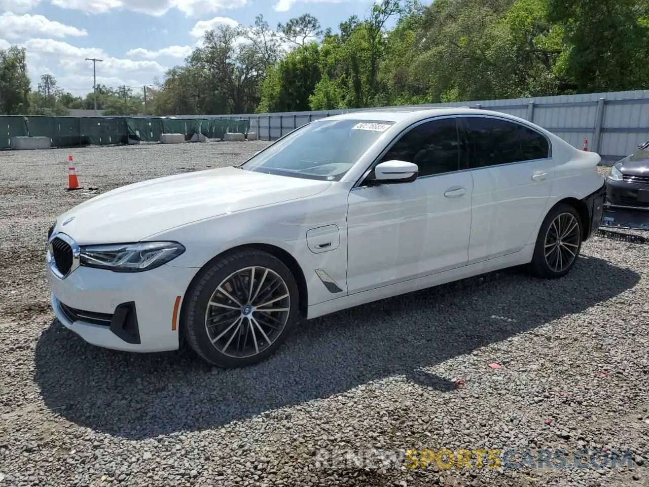 1 fotografías del automóvil dañado WBA13AG03PCL74146 BMW 5 SERIES 2023