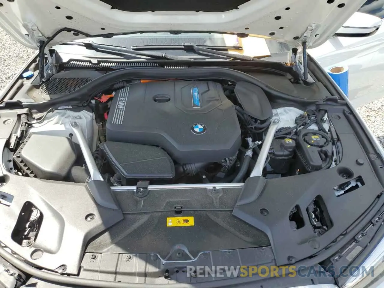 11 fotografías del automóvil dañado WBA13AG03PCL74146 BMW 5 SERIES 2023