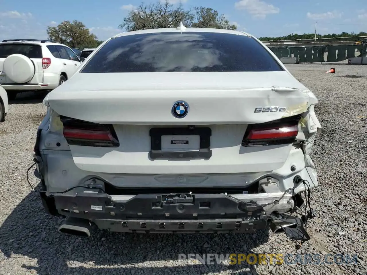 6 fotografías del automóvil dañado WBA13AG03PCL74146 BMW 5 SERIES 2023