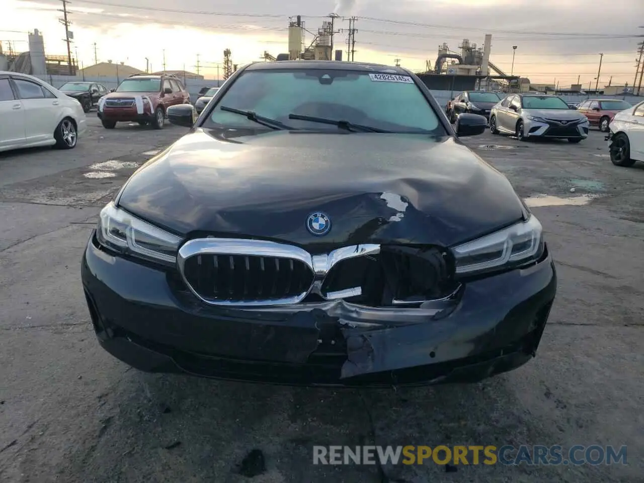 5 fotografías del automóvil dañado WBA13AG05PCM62258 BMW 5 SERIES 2023