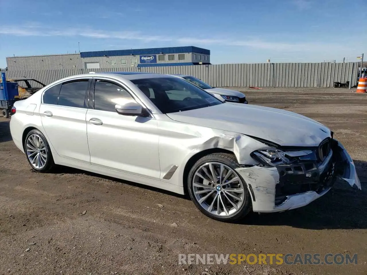 4 fotografías del automóvil dañado WBA13BJ02PWY15441 BMW 5 SERIES 2023