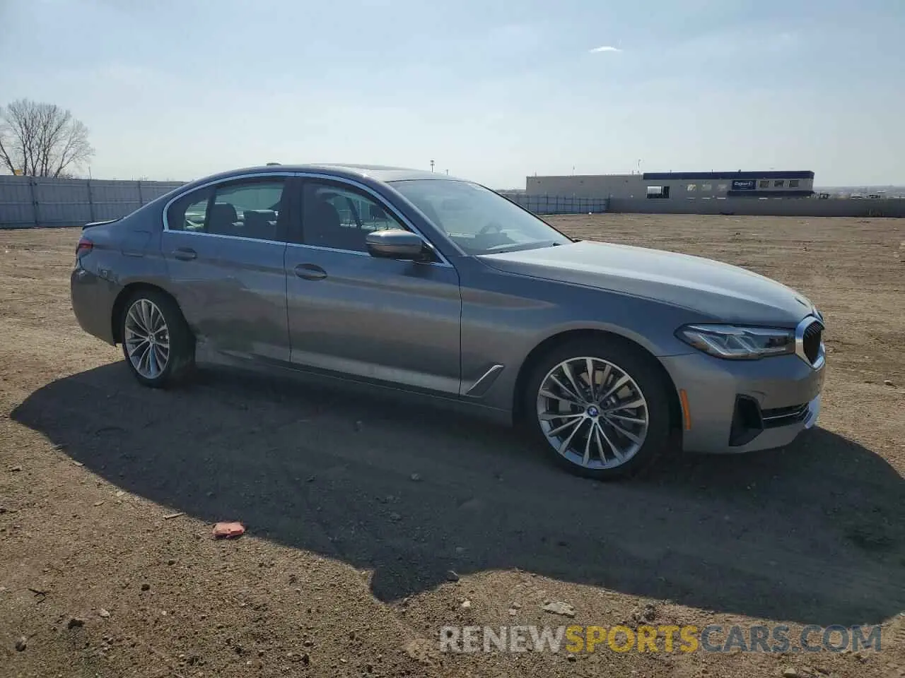 4 fotografías del automóvil dañado WBA13BJ0XPWY17065 BMW 5 SERIES 2023
