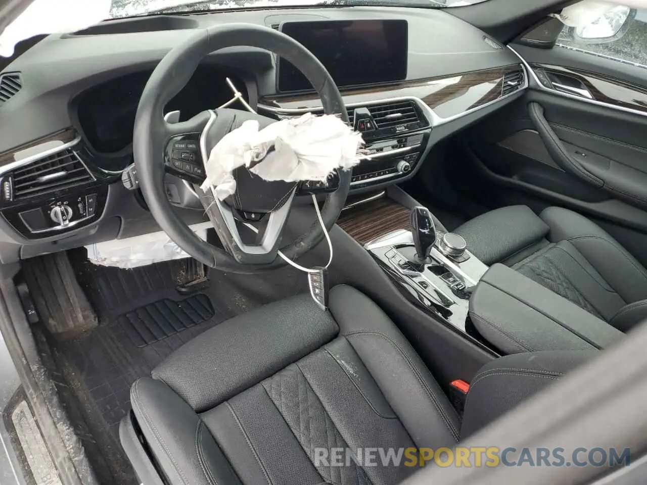 8 fotografías del automóvil dañado WBA33AG07PCN00209 BMW 5 SERIES 2023