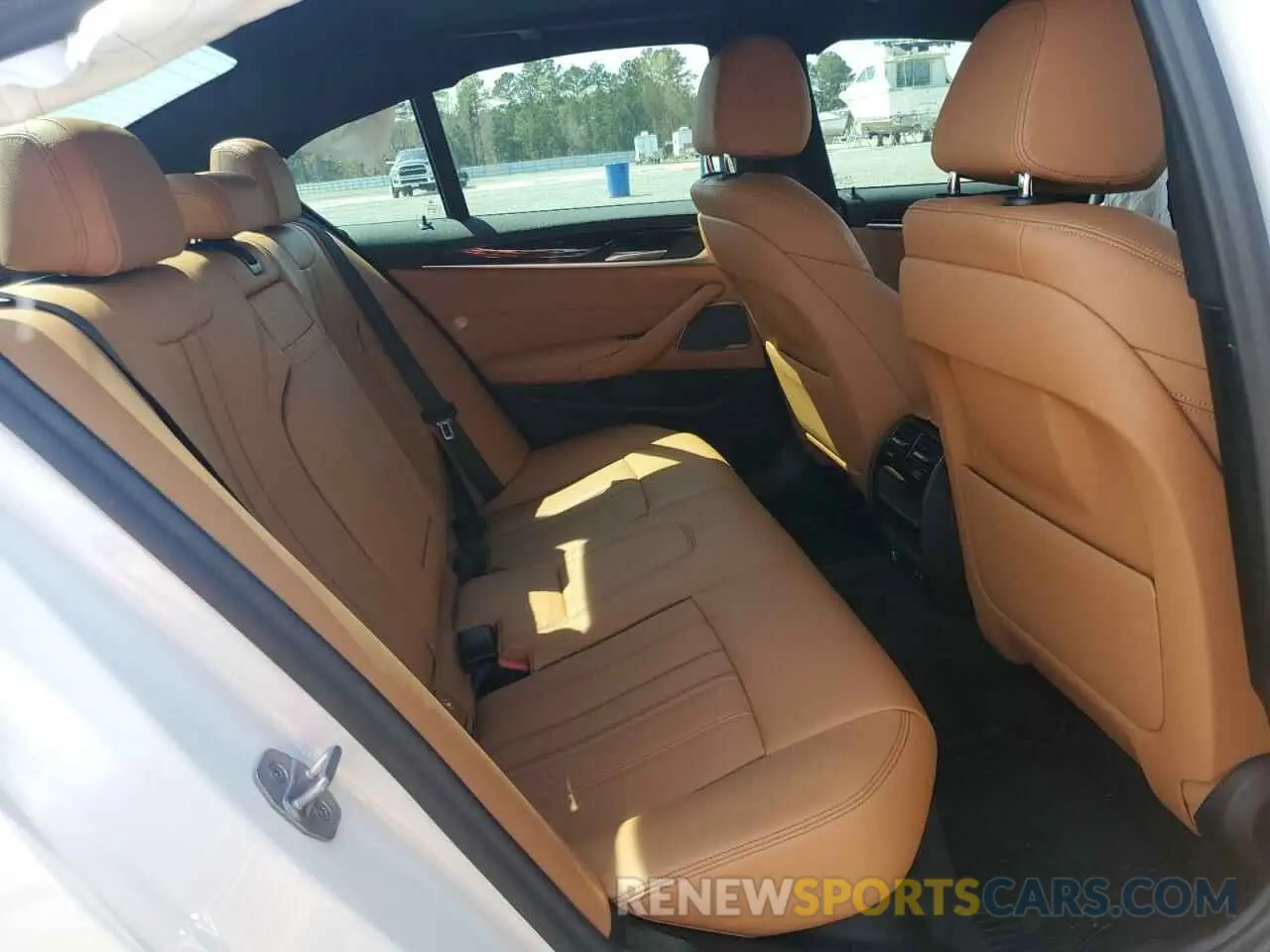 10 fotografías del automóvil dañado WBA53BH03PCL14339 BMW 5 SERIES 2023