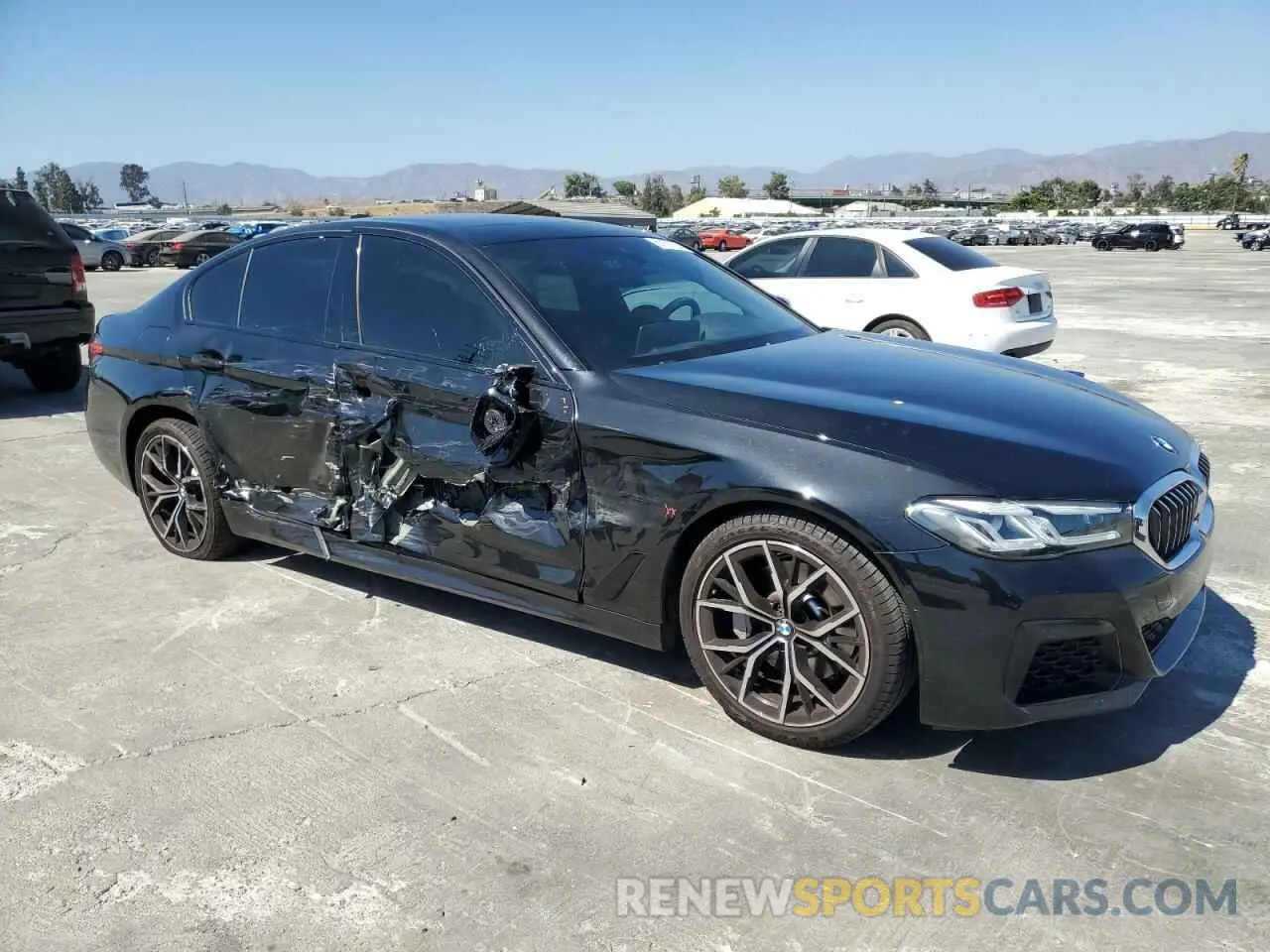 4 fotografías del automóvil dañado WBA53BH04PCN11391 BMW 5 SERIES 2023