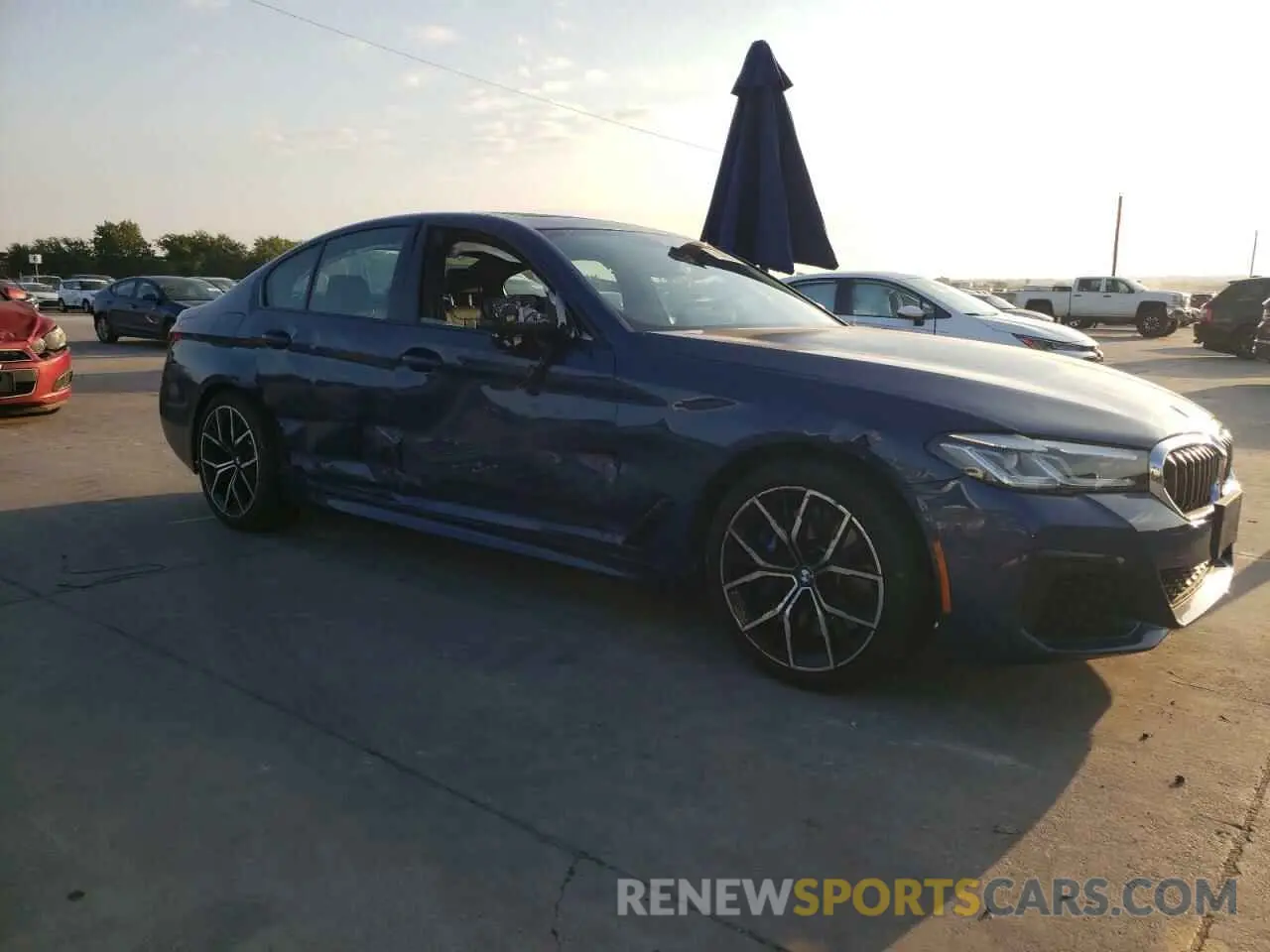 4 fotografías del automóvil dañado WBA53BJ04PWY19394 BMW 5 SERIES 2023
