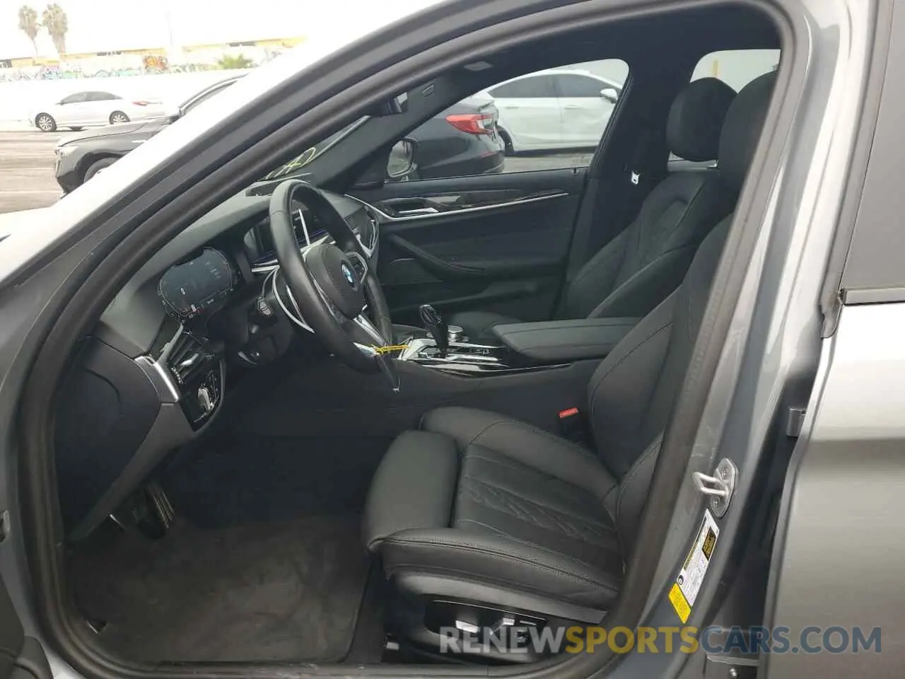 7 fotografías del automóvil dañado WBA53BJ0XPCN05816 BMW 5 SERIES 2023