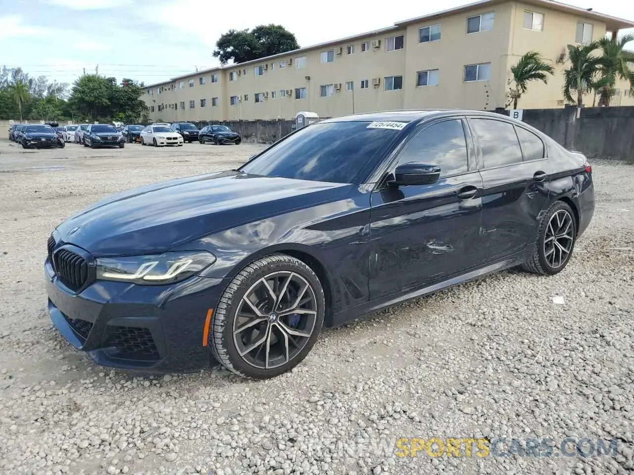 1 fotografías del automóvil dañado WBA73BJ00PWY18798 BMW 5 SERIES 2023
