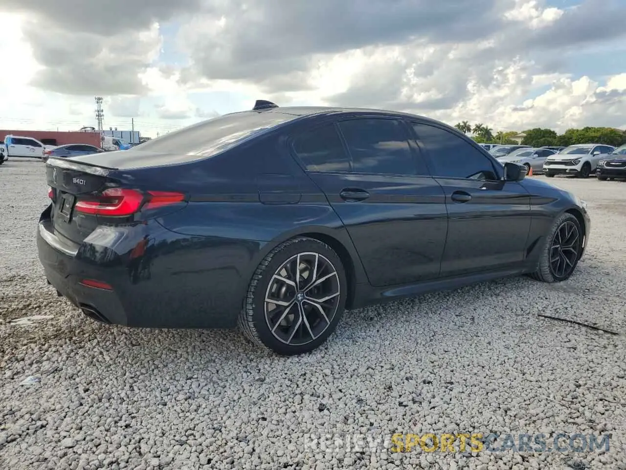 3 fotografías del automóvil dañado WBA73BJ00PWY18798 BMW 5 SERIES 2023
