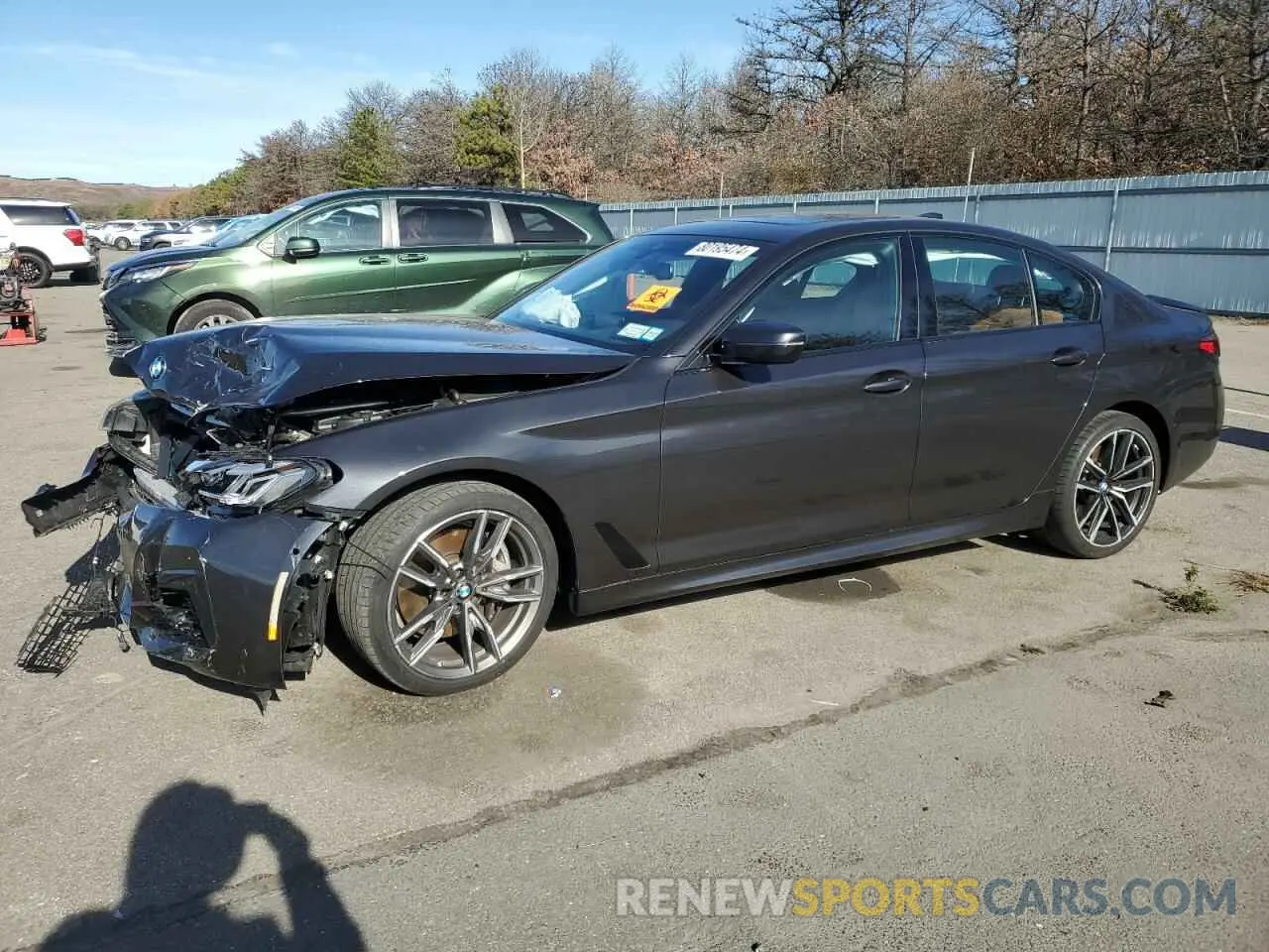 1 fotografías del automóvil dañado WBA73BJ04PCL27216 BMW 5 SERIES 2023