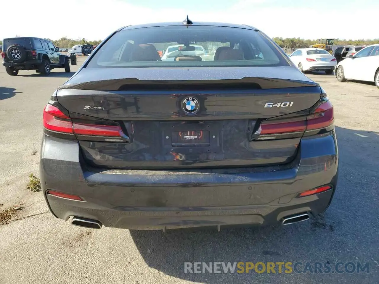 6 fotografías del automóvil dañado WBA73BJ04PCL27216 BMW 5 SERIES 2023