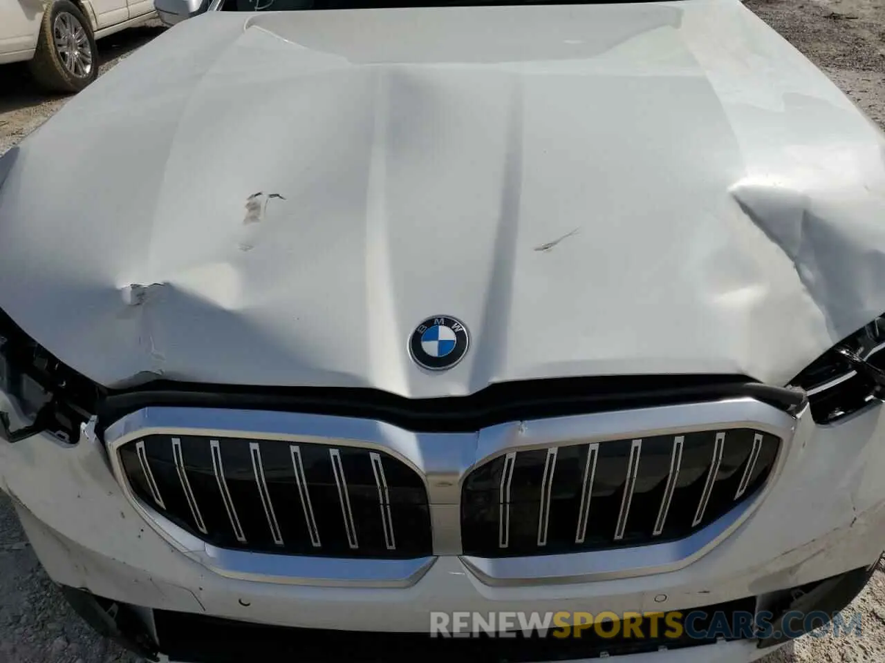 11 fotografías del automóvil dañado WBA43FJ02RCS19769 BMW 5 SERIES 2024